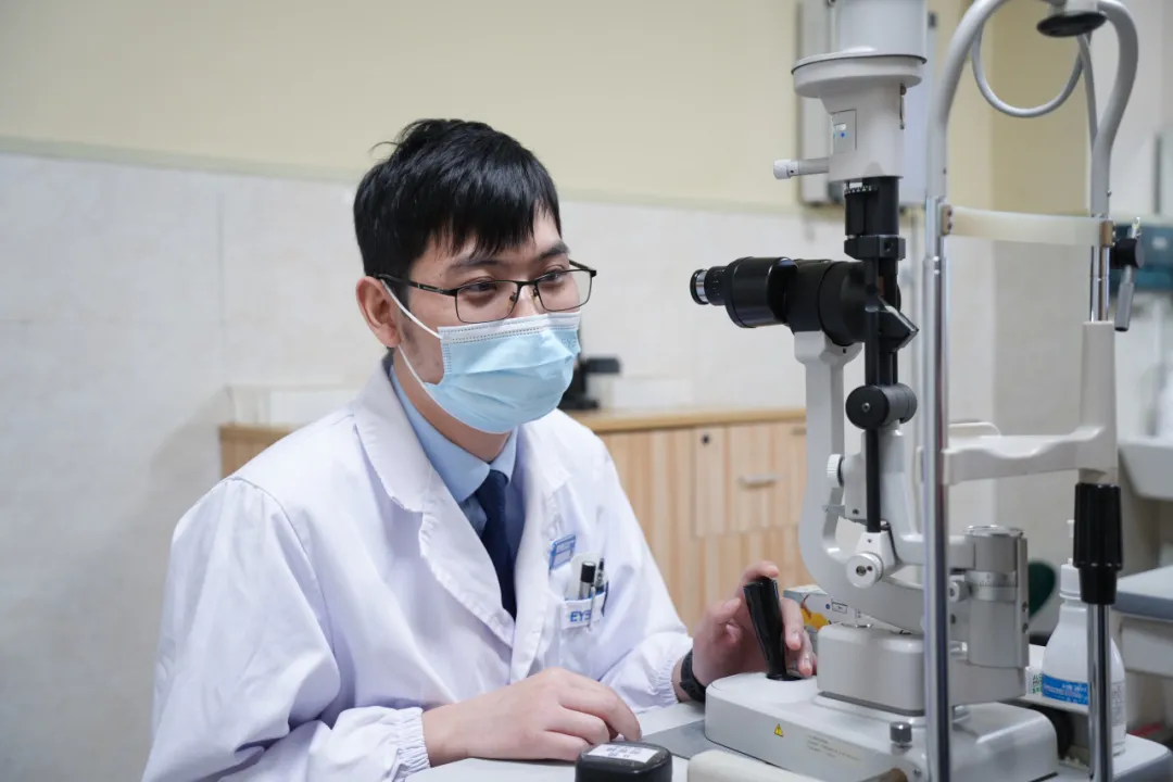 想对眼睛好一点，请好好睡觉！